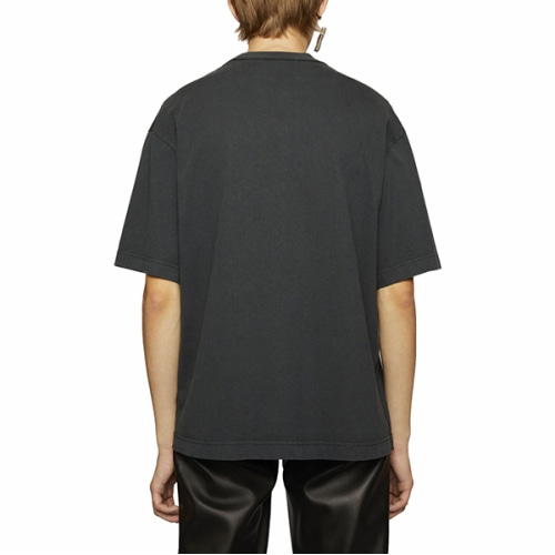 [아크네스튜디오] 남성 BL0156 900 리버스 로고 반팔 티셔츠 블랙