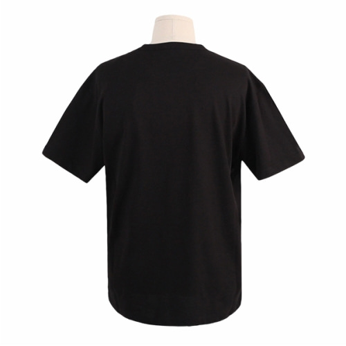 [몽클레어] 20SS 남성 8C70410 8390T 999 넥 로고 반팔 티셔츠 블랙